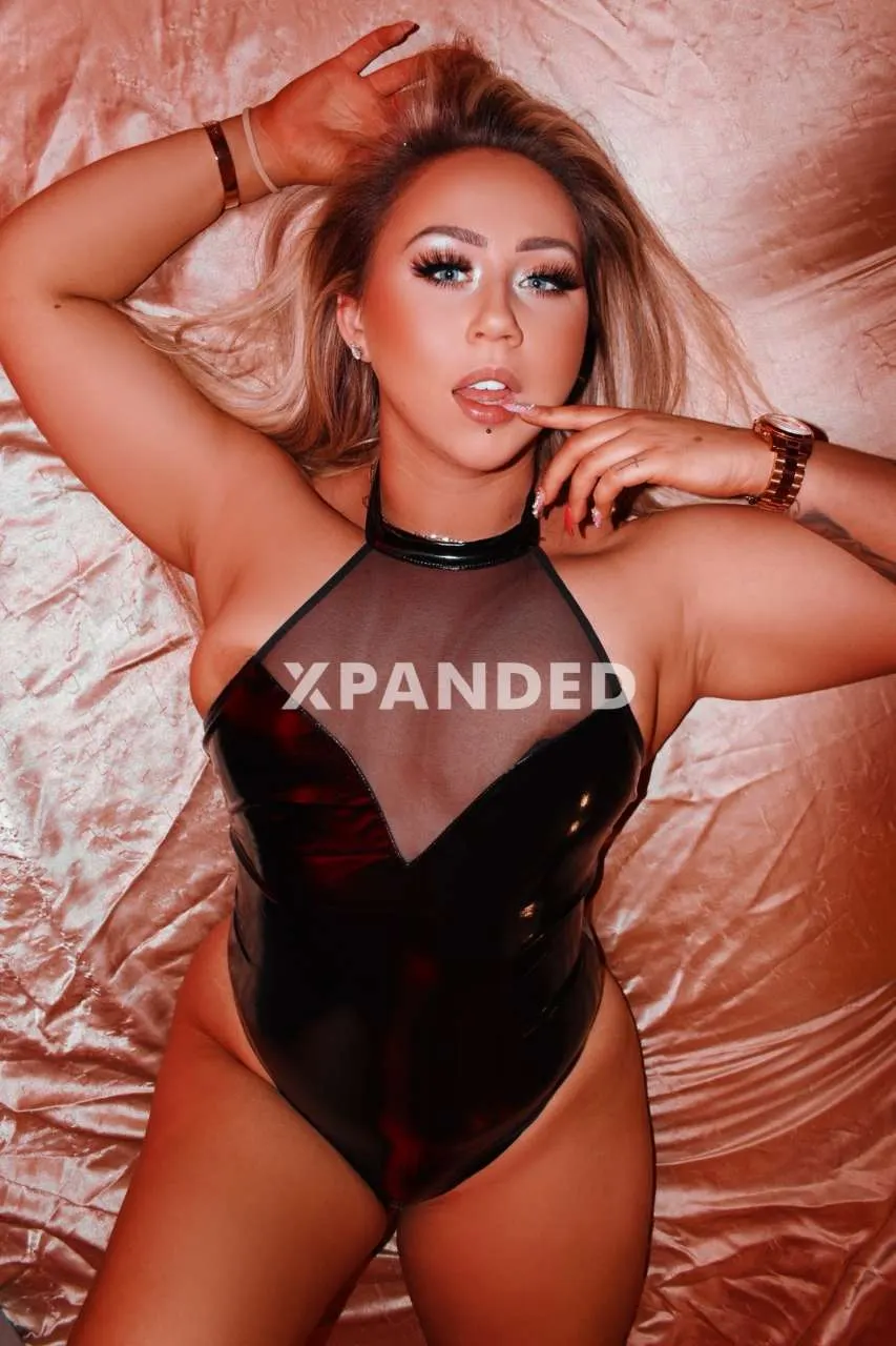 UK Cam Girls feature image UK Cam Girls feature image