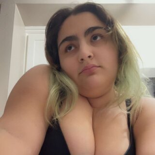 Hails: , , 