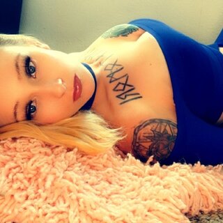 sexiisamii: , , 